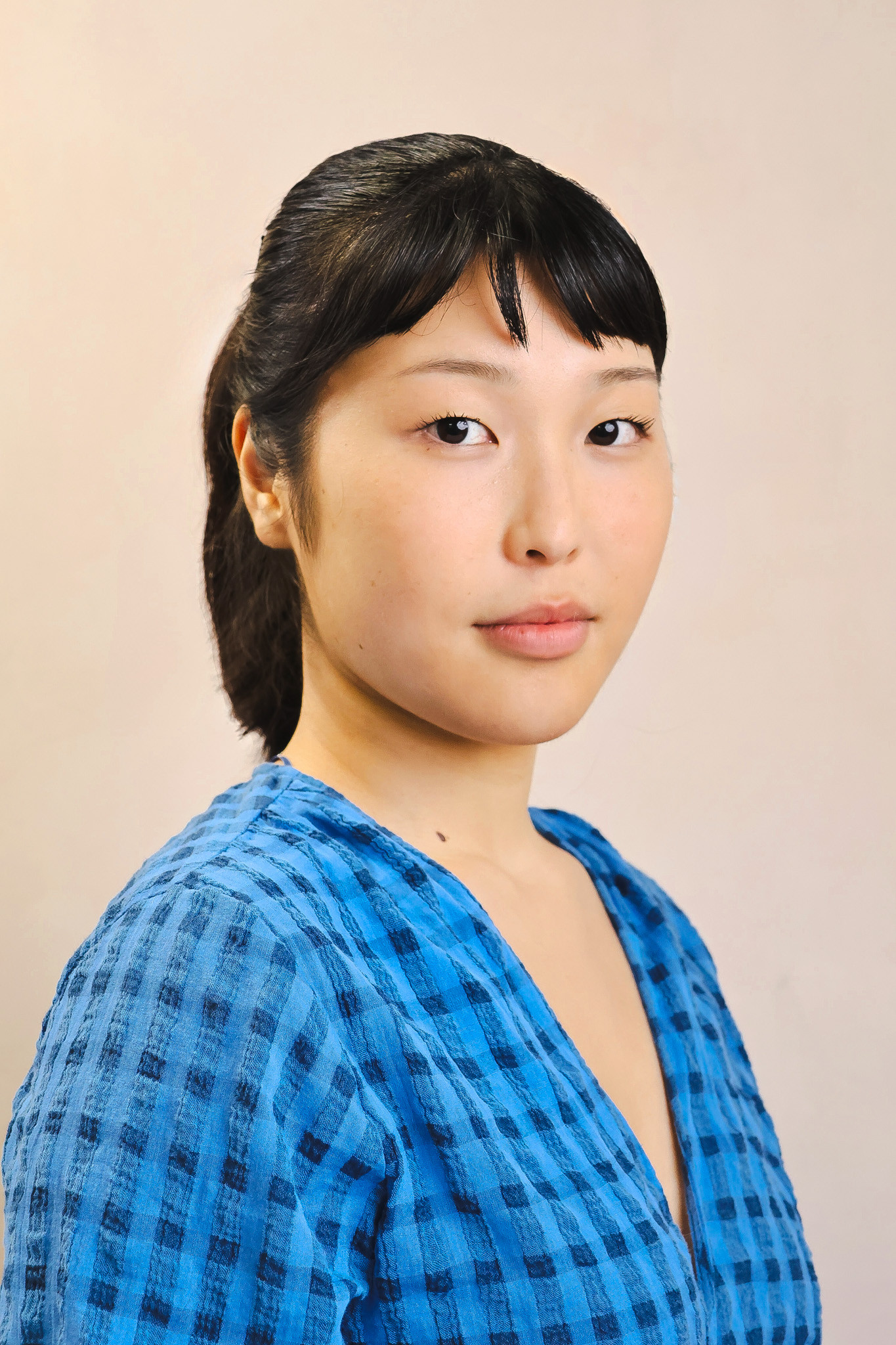How to Prepare for a Headshot Session (Without Stressing) - Ceeb Moz headshot studio, London