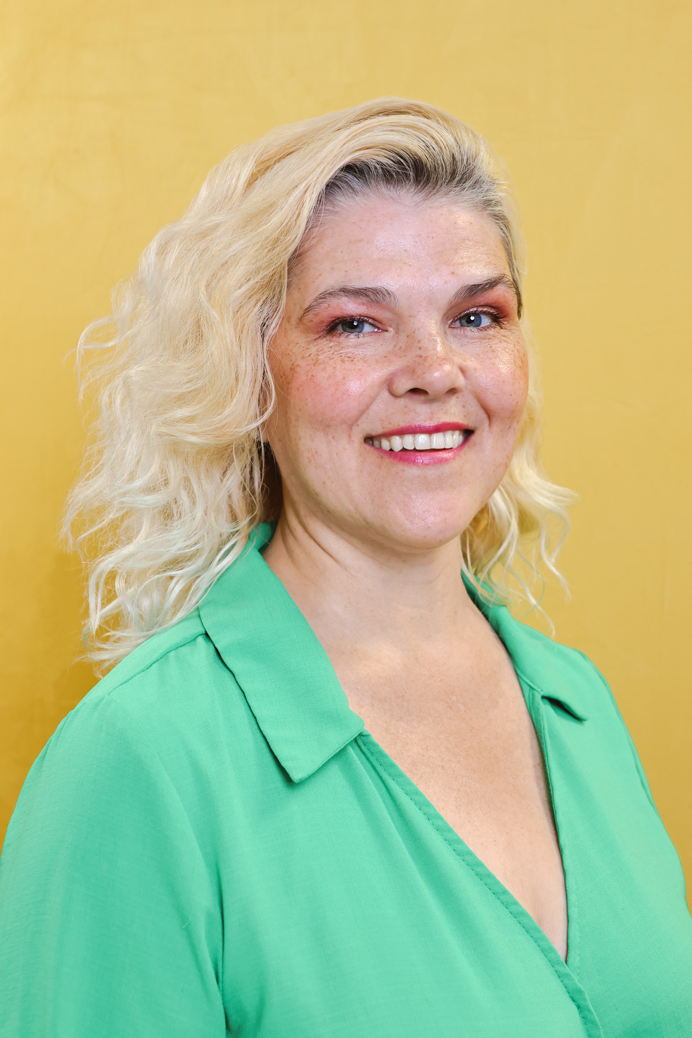 Personal Headshots: Who Are They Really For? - Ceeb Moz headshot studio, London